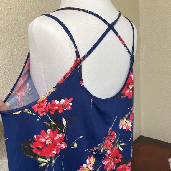 NWT Papermoon Floral Navy Flowy Tank Blouse Size 2X - Picture 6 of 10